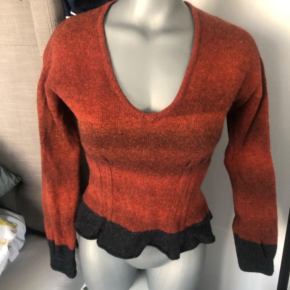 Sleeping on Snow beautiful sweater ❤️